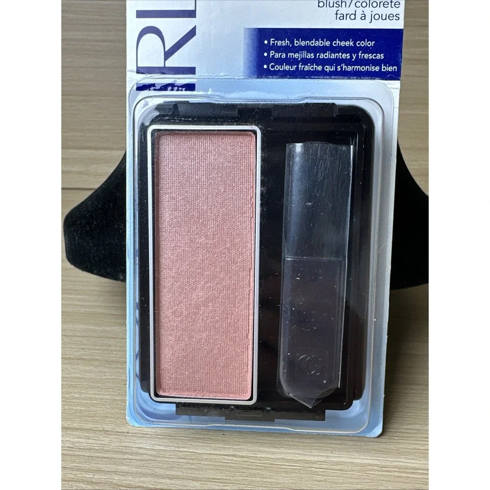 CoverGirl Classic Color Blush - Soft Mink 590